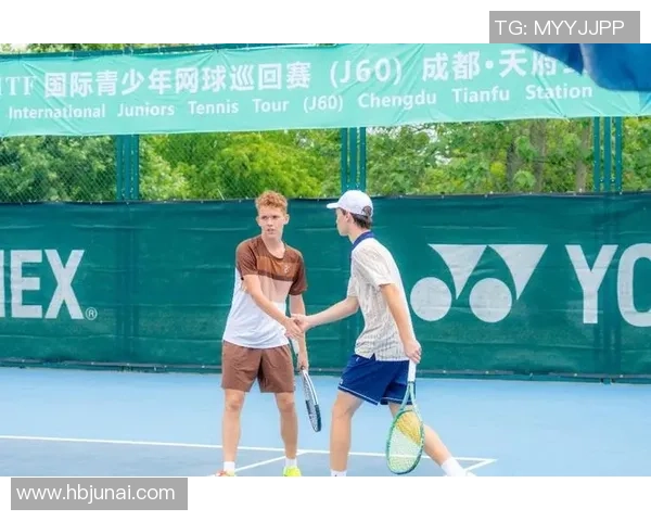 成都网球队的奋斗与荣耀：一段不平凡的网球纪实之旅